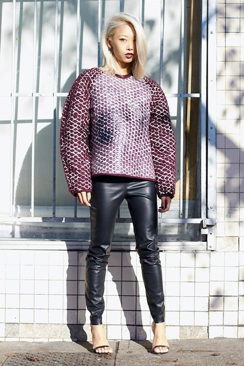 Cô gái gầy, đen, ngực phẳng vẫn cực "hot" - 16