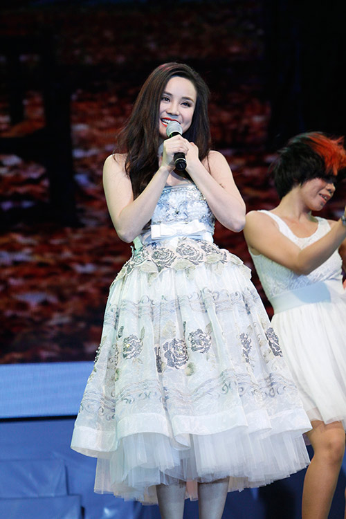 Phương Thanh chuẩn men ôm cứng Vũ Hoàng Điệp - 2