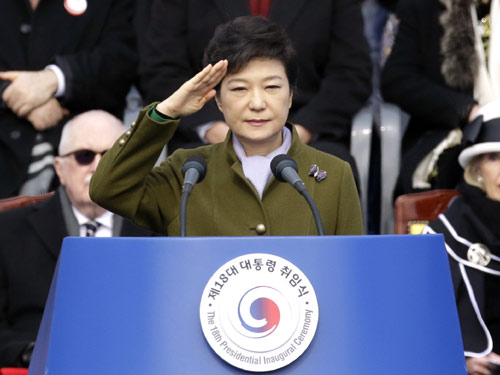 Hàn Quốc: "Kim Jong-un ngày càng dễ tổn thương" - 1