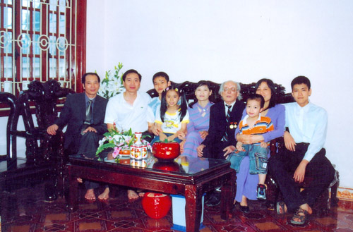 Lê Văn Kiên tung ảnh thơ bé dễ thương - 10