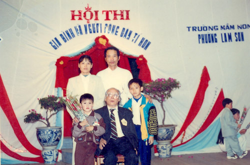 Lê Văn Kiên tung ảnh thơ bé dễ thương - 9