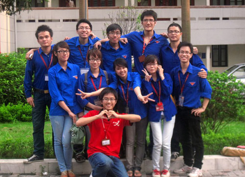 Lê Văn Kiên tung ảnh thơ bé dễ thương - 12