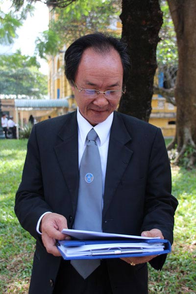 Ông Nguyễn Bá Thanh đến dự phiên xử Huyền Như - 1