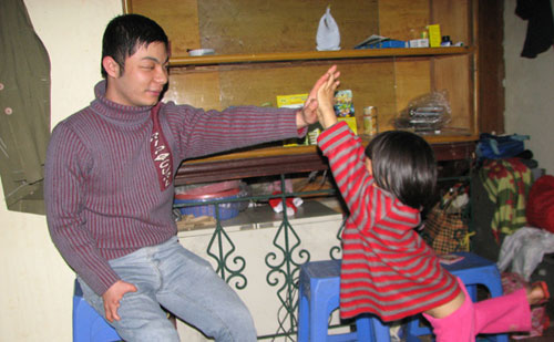 Tết ấm của những đứa trẻ bơ vơ - 2