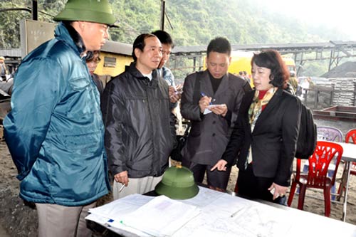 Cháy lò than, 6 người thiệt mạng - 4