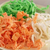 Bạn trẻ - Cuộc sống - Chị em công sở hối hả kinh doanh dịp Tết