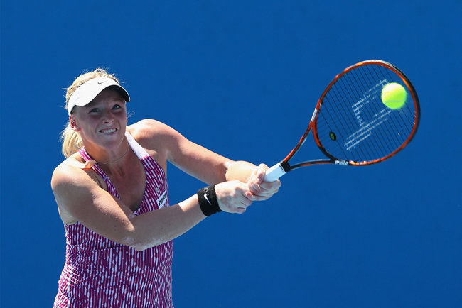 Tay vợt người Áo hạng 85 thế giới Patricia Mayr-Achleitner cũng là một trong những tay vợt theo đuổi mốt 'rối mắt' tại Australian Open. Cô cũng bị loại sớm ở vòng 1.
