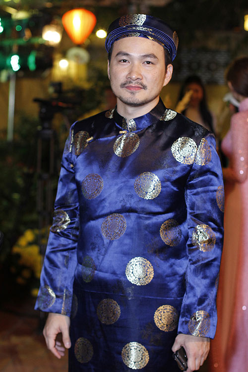 Trương Thị May tế nhị khoe thềm ngực đầy - 2