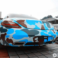 Ô tô - Xe máy - Mercedes-Benz SLS AMG màu "rằn ri" bắt mắt