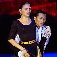 Sao ngoại-sao nội - Hữu Long hút khán giả nữ với Pasodoble