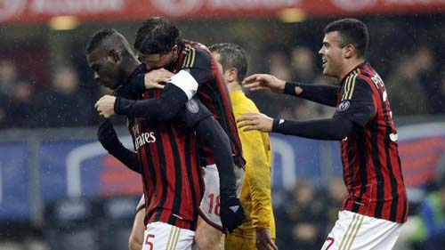 Milan - Hellas Verona: Niềm vui cuối trận - 1