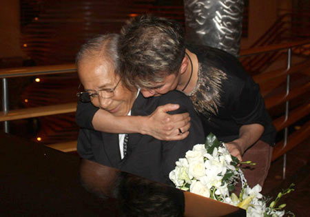 Những ông hoàng, bà hoàng thị phi của Vbiz 2013 - 3