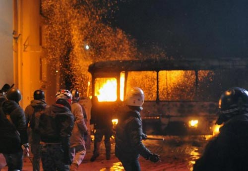 Ukraine: Biểu tình thành trận chiến đường phố - 2