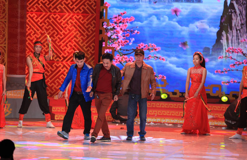 Táo Quân 2014: "Ngọc Hoàng giả" ăn cắp vặt - 10