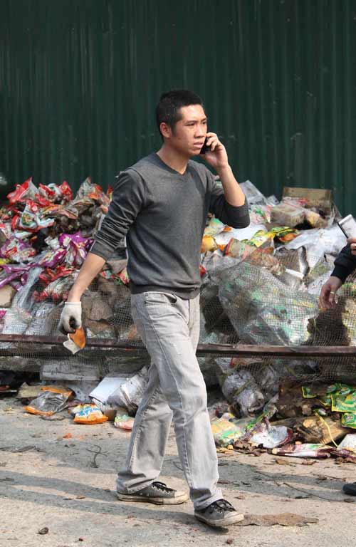 Chùm ảnh: Hoang tàn sau đám cháy kho hàng - 10