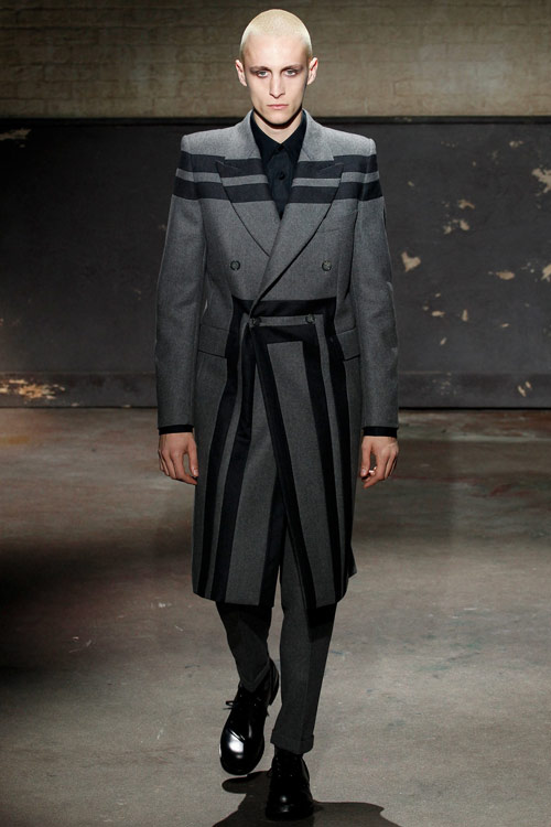 Xin chào chàng trai bí ẩn của McQueen! - 12