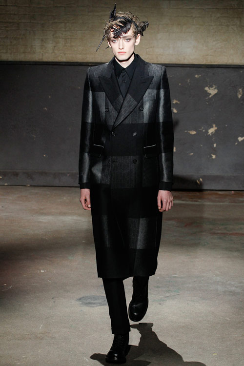 Xin chào chàng trai bí ẩn của McQueen! - 9