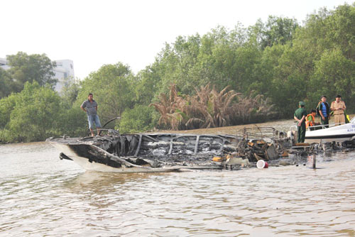 TP.HCM: Tạm dừng hoạt động tàu cánh ngầm - 3