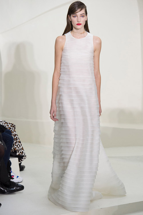 Dior: Sự xa xỉ nằm ở những điều bình dị - 18