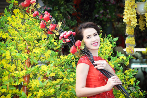 Minh Anh xuống phố xuân bên người đẹp - 6