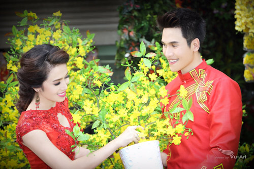 Minh Anh xuống phố xuân bên người đẹp - 7