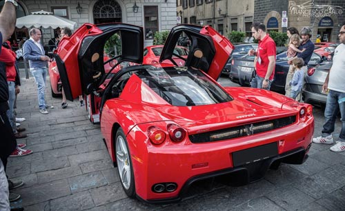 “Huyền thoại” Ferrari Enzo quần tụ trên đất “mẹ” - 15