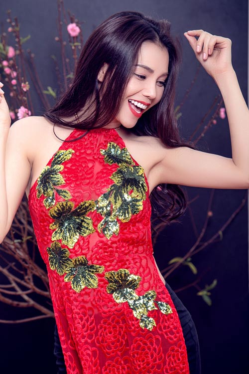 Trà Ngọc Hằng quyến rũ trong MV mừng xuân - 5