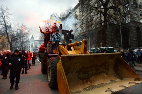 Ukraine: Thủ đô chìm trong khói lửa và bạo lực - 5