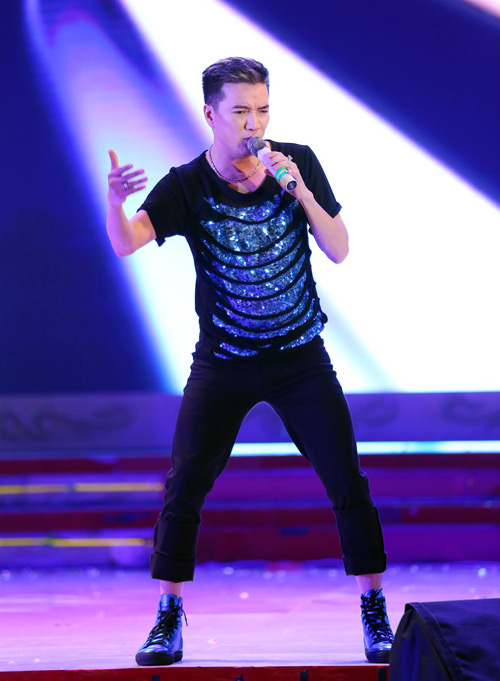 Mr. Đàm quỳ gối tỏ tình Mỹ Tâm - 6