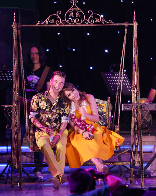 Mr. Đàm quỳ gối tỏ tình Mỹ Tâm - 9