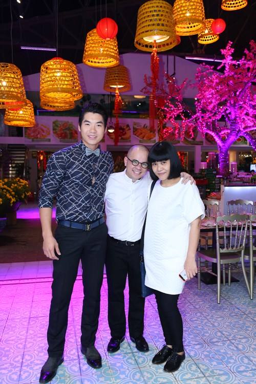 Vợ chồng Thanh Thúy tình cảm dự tiệc - 14