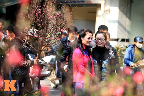 Chợ hoa Tết Hàng Lược xưa và nay - 9