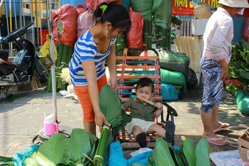 Độc đáo “chợ lá dong” giữa lòng thành phố - 10