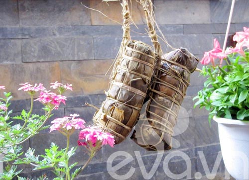 Ăn Tết với bánh tét lá cẩm - 14