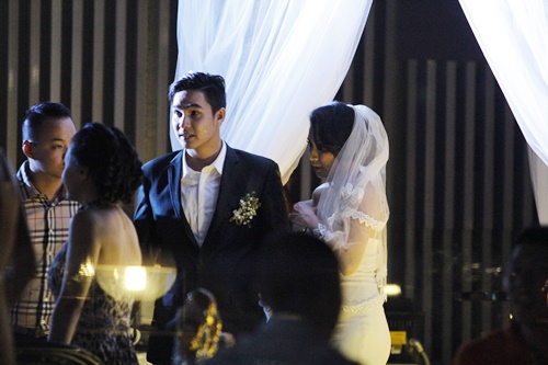 Baggio quỳ gối cầu hôn cô dâu xinh đẹp - 12