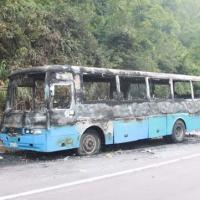 Tin tức trong ngày - Về quê ăn Tết, xe chở công nhân cháy rụi