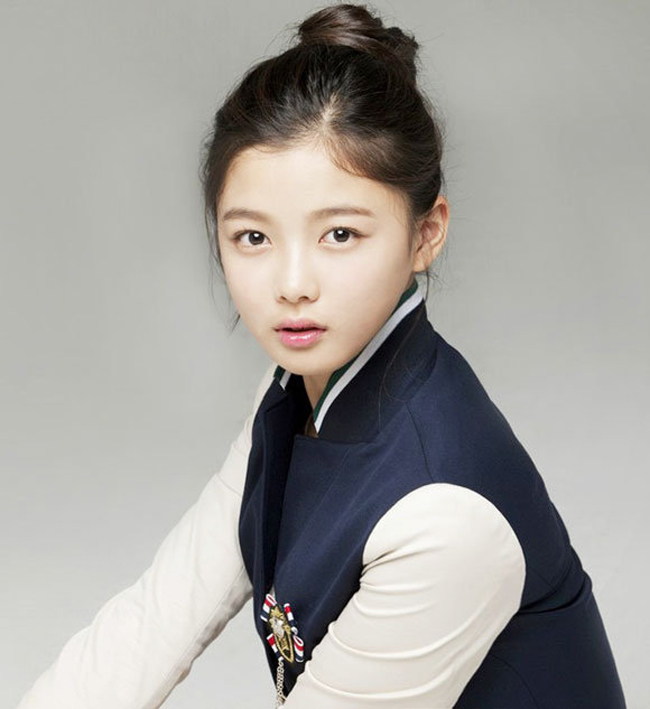 Kim Yoo Yung hiện là ngôi sao trẻ hạng A của hàn Quốc.
