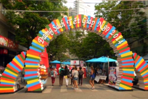Lễ hội đường sách Tết Giáp Ngọ tại TP.HCM - 1