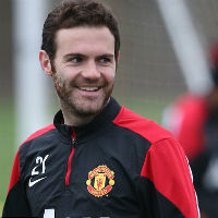 Bóng đá - Mata khiến sân tập MU rộn tiếng cười