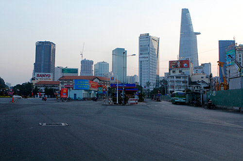 Một Sài Gòn vắng lặng sáng đầu năm - 12