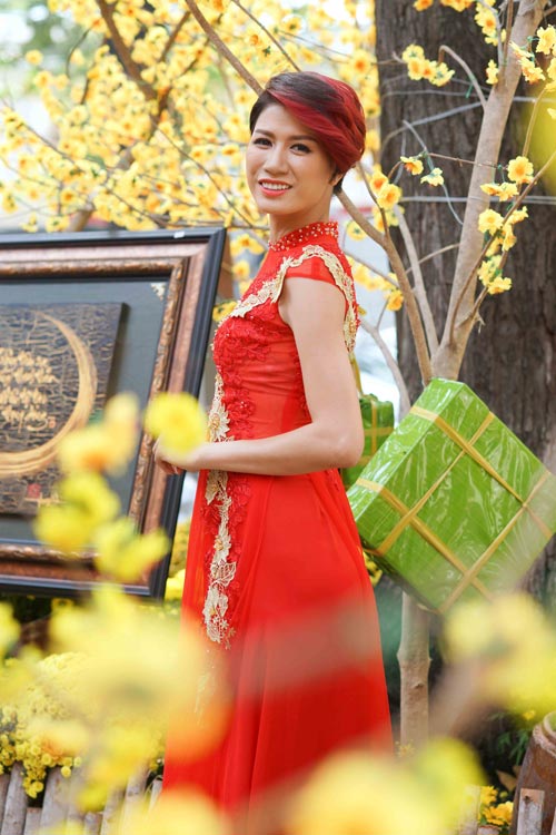 Trang Trần rực rỡ dạo phố đầu năm - 7