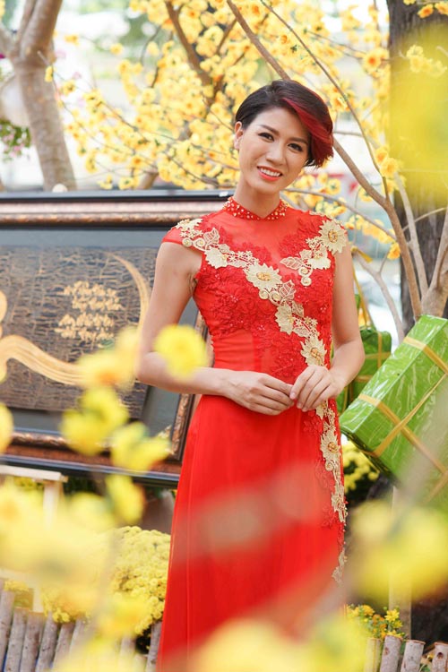 Trang Trần rực rỡ dạo phố đầu năm - 8