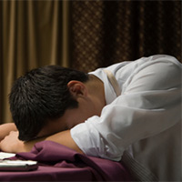 Bạn trẻ - Cuộc sống - Mất lòng vì chén rượu ngày Tết