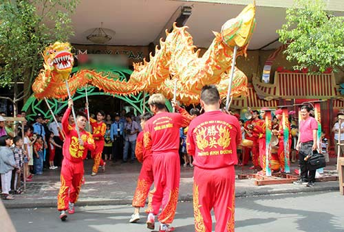 TPHCM: Khai trương "hoành tráng" như lễ hội - 5