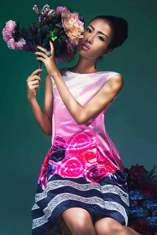 Mẫu Việt gợi cảm cùng làn da nâu bóng - 7