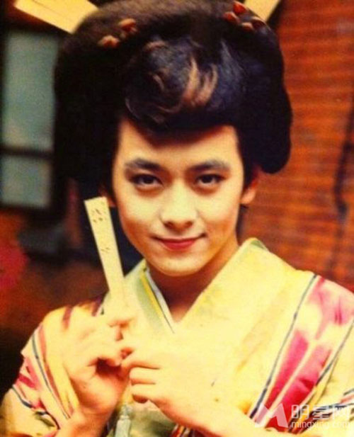 Những vai chuyển giới ấn tượng trên màn ảnh - 8