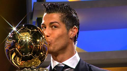 Xứng với bóng Vàng phải là Ronaldo Kim cương - 1