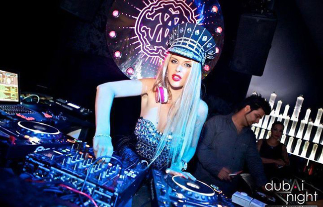 Nữ DJ Da Candy nóng bỏng bậc nhất thế giới.
