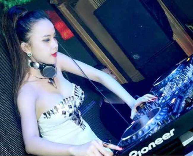 Nhiều nữ DJ sở hữu vẻ đẹp bốc lửa
