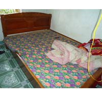 Pháp luật - Xin đi nhờ xe, bé gái bị hiếp dâm nhiều lần